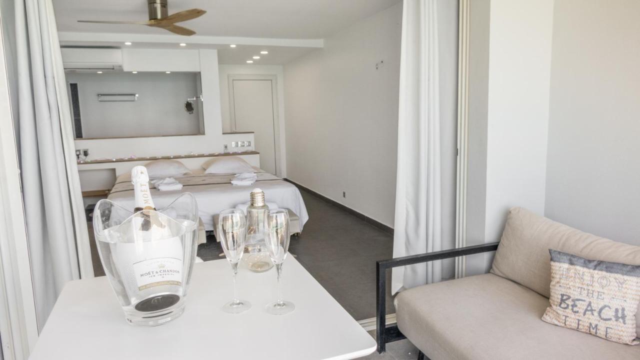 Official Page "Residence Bleu Marine" - Sea View Apartments & Studios - Saint-Martin French Side Гранд-Кейс Екстер'єр фото